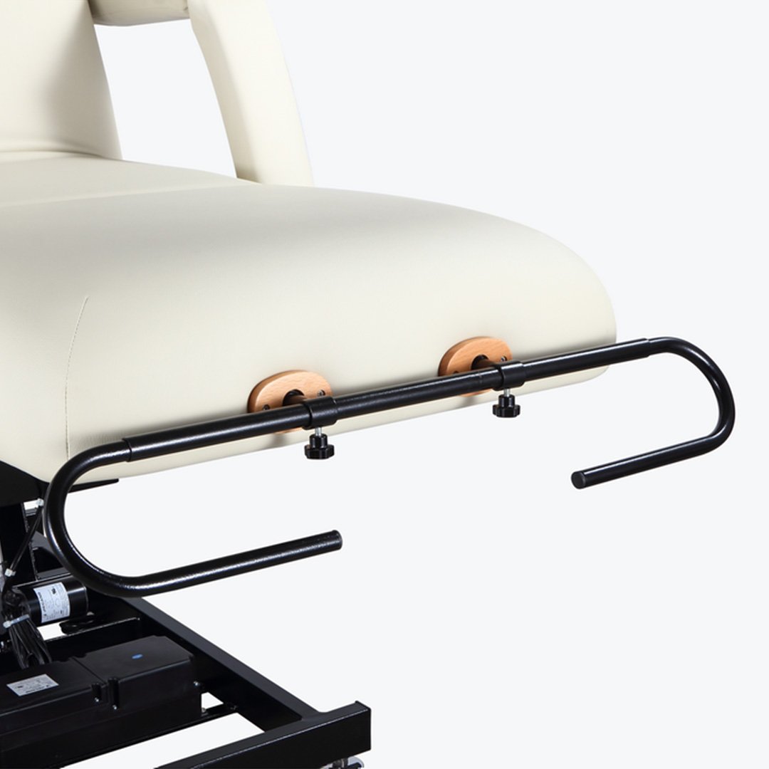 Close-up of the Comfort Soul DENALI ELITE Spa Treatment Table with black adjustable leg bar.